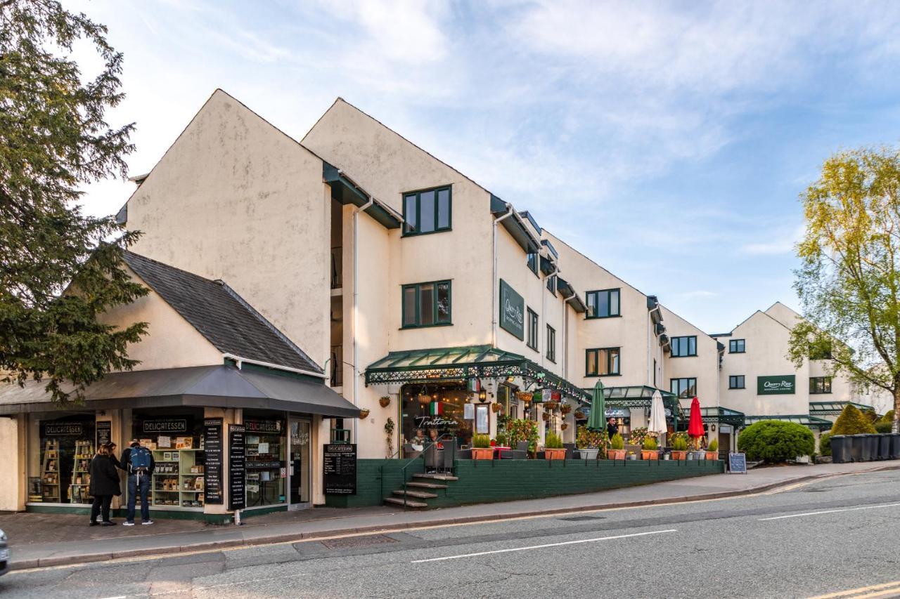 Luxury 2 Bed Room Lake View Apt Bowness Parking Bagian luar foto